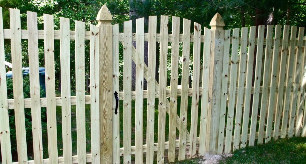 Fence Company in Loudoun & Fairfax Co | Loudoun Deck & Fence