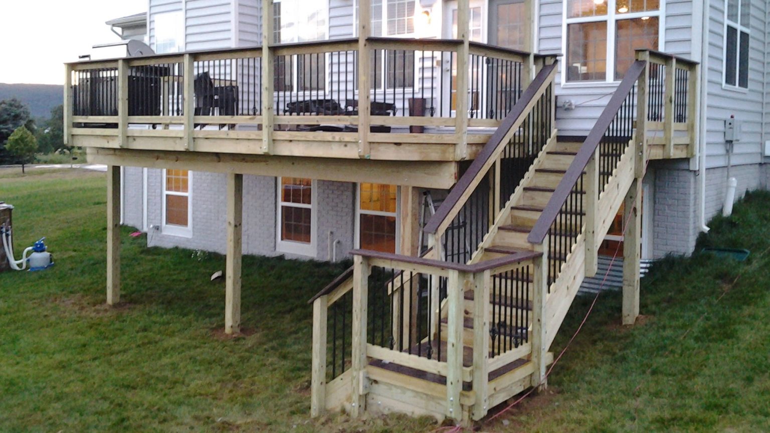 Common Deck Railing Options and Upgrades | Loudoun Deck & Fence