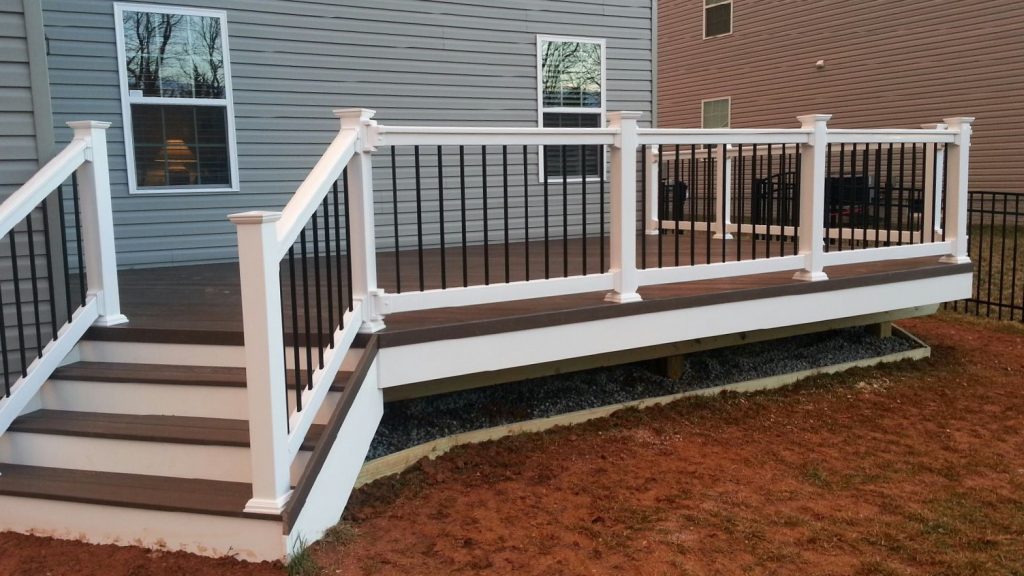 vinyl railing black pickets